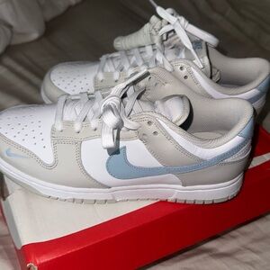 Nike low dunk-white/light armory blue/light bone